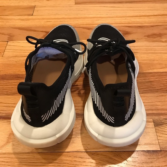 Sorel Explorer Defy Low Sneaker ( Size 10.5) Color Black/White - Picture 9 of 10